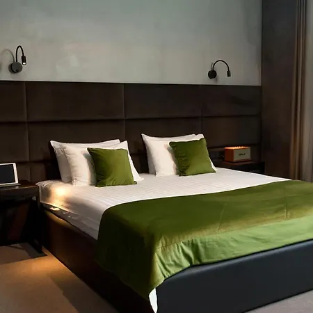 Hotel Brik 4*
