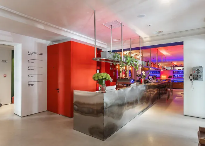 Bryk - Maestro Hotel