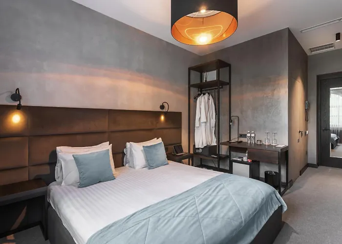 Bryk - Maestro Hotel