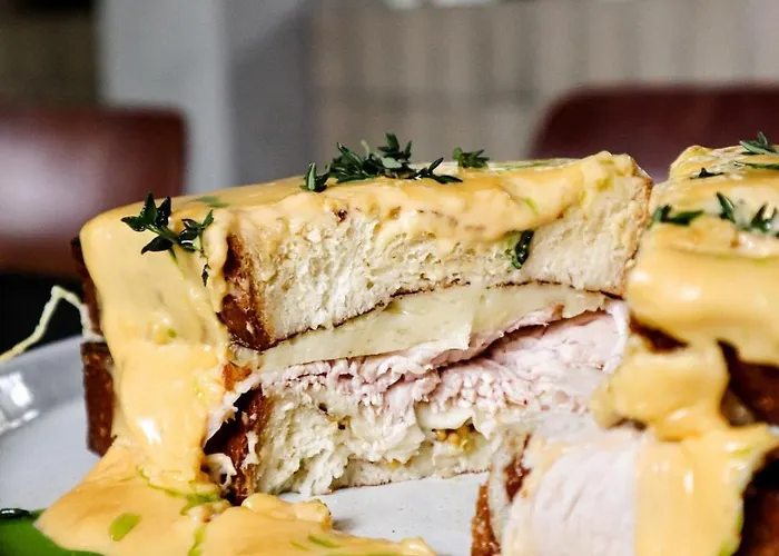 Отель Bryk - Maestro 4*